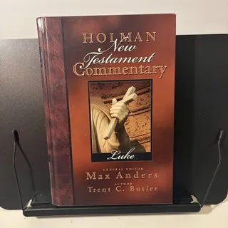 Photo of HOLMAN NEW TESTAMENT COMMENTARY - LUKE - Hardcover