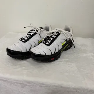 Photo of Nike Air Max Plus SE Retro Future Black Volt White Men's Sneakers Size 11