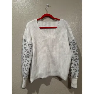 Photo of Shein White V-Neck sweater w cheetah print sleeves sz XL