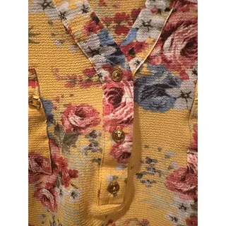 Photo of Flower & Feather Golden Floral V-neck blouse w Gold zipper pockets buttons 2XL