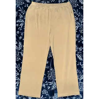 Photo of NWOT! Lands’ End Women's Sport Knit High Rise Elastic Waist Pants