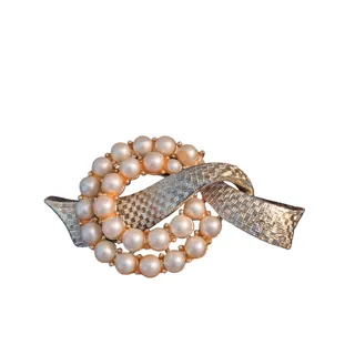 Photo of Vintage Signed Coro Faux Pearl Textured Gold Tone Ribbon Brooch