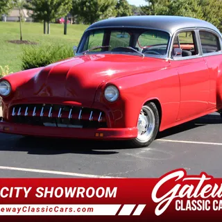 Photo of 1954 Pontiac Sedan