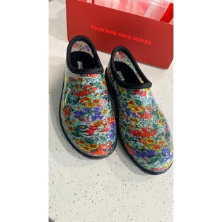 Photo of Duluth Trading Women’s Garden Clogs Size 10M Floral Waterproof NEW W/Box