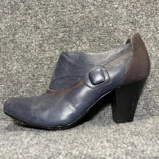 Photo of Clarks Bendables Blue Gray Leather Button Strap Block Heel Shoes Bootie Womens 9