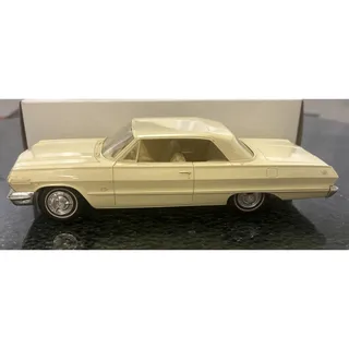 Photo of Vintage AMT 1:25 Scale 1963 Chevy Impala SS 409 Hardtop Plastic Dealer Promo Car