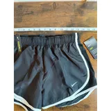 Listing Photo Thumb #3