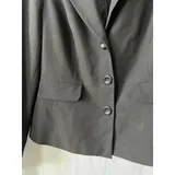 Listing Photo Thumb #3