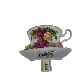 Photo of VTG 2000’s Royal Albert Old Country Roses Bone China Teacup Plug In Nightlight
