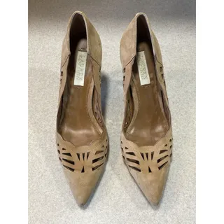 Photo of Lauren Ralph Lauren High Heels Women’s Size 7.5 B -Laser Cut Leather Tan Pumps