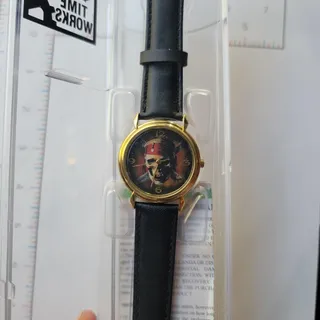 Photo of Vintage Disney Time Works Pirates Caribbean Mens Watch Gold Case Skull Dial