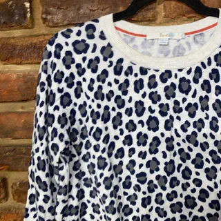 Photo of Boden Leopard Animal Print Lightweight Cotton Knit Sweater Women's Size Large